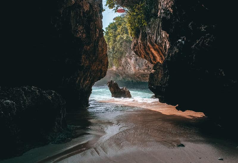 suluban beach bali