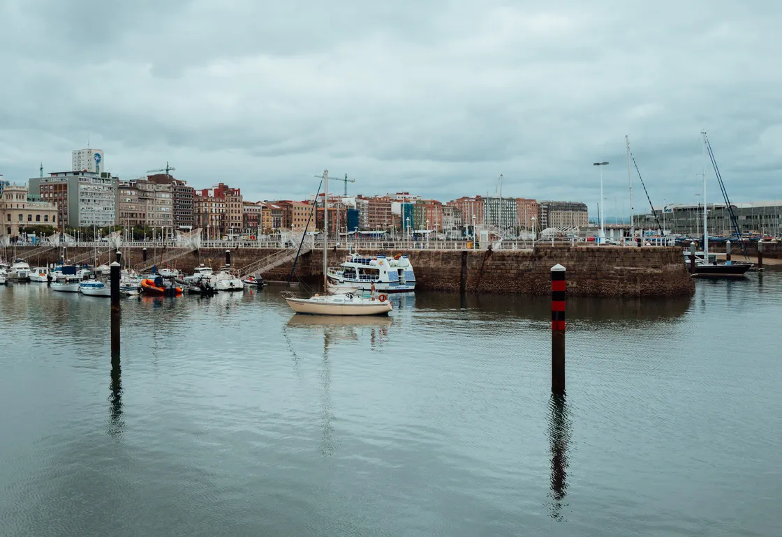 puerto de gijon